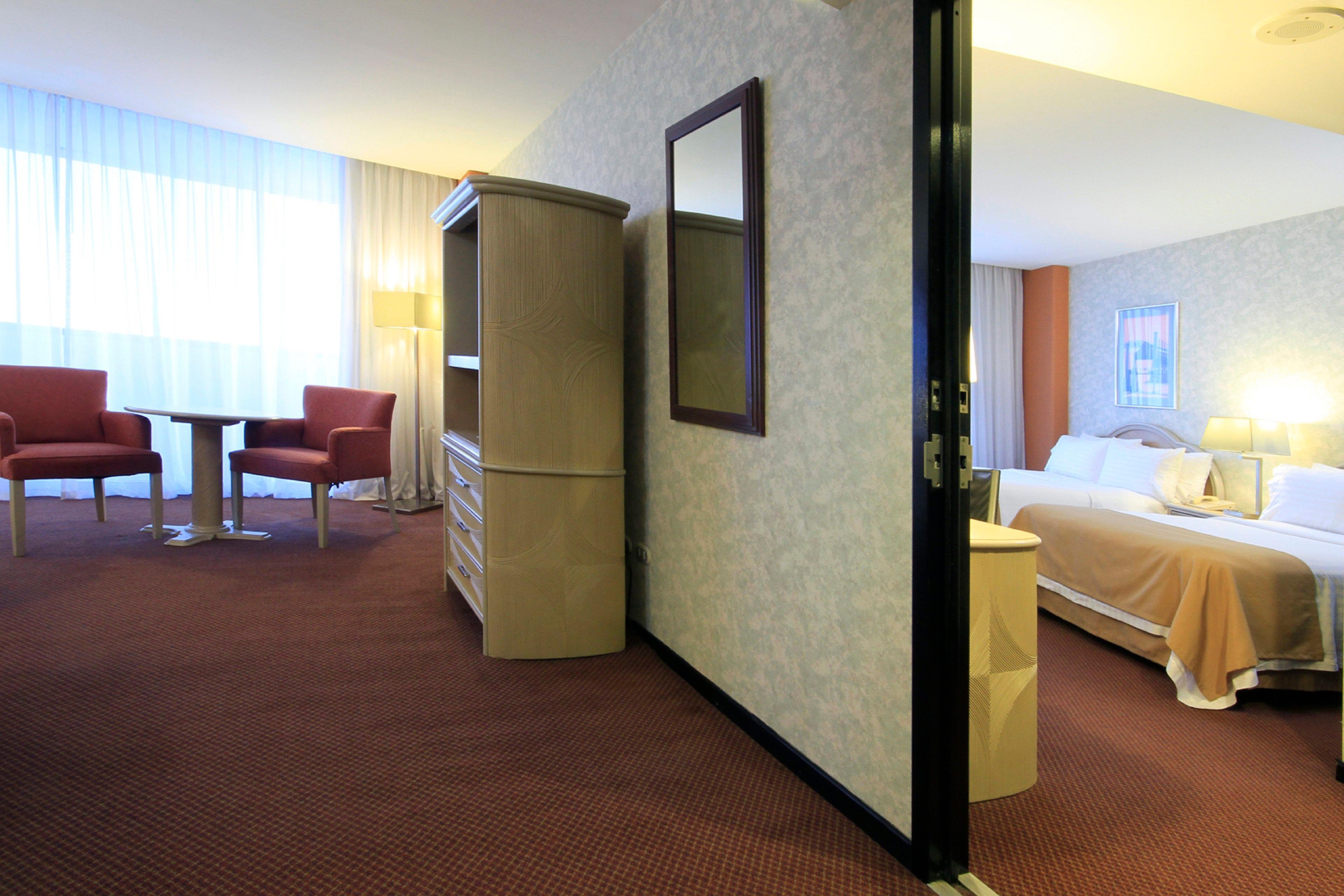 홀리데이 인 몬테레이-파르케 푼디도라 호텔 외부 사진 A room at the hotel